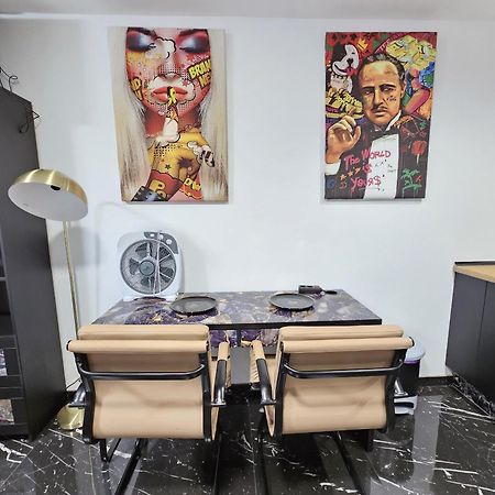 Apartamentos Benidorm Black Екстер'єр фото