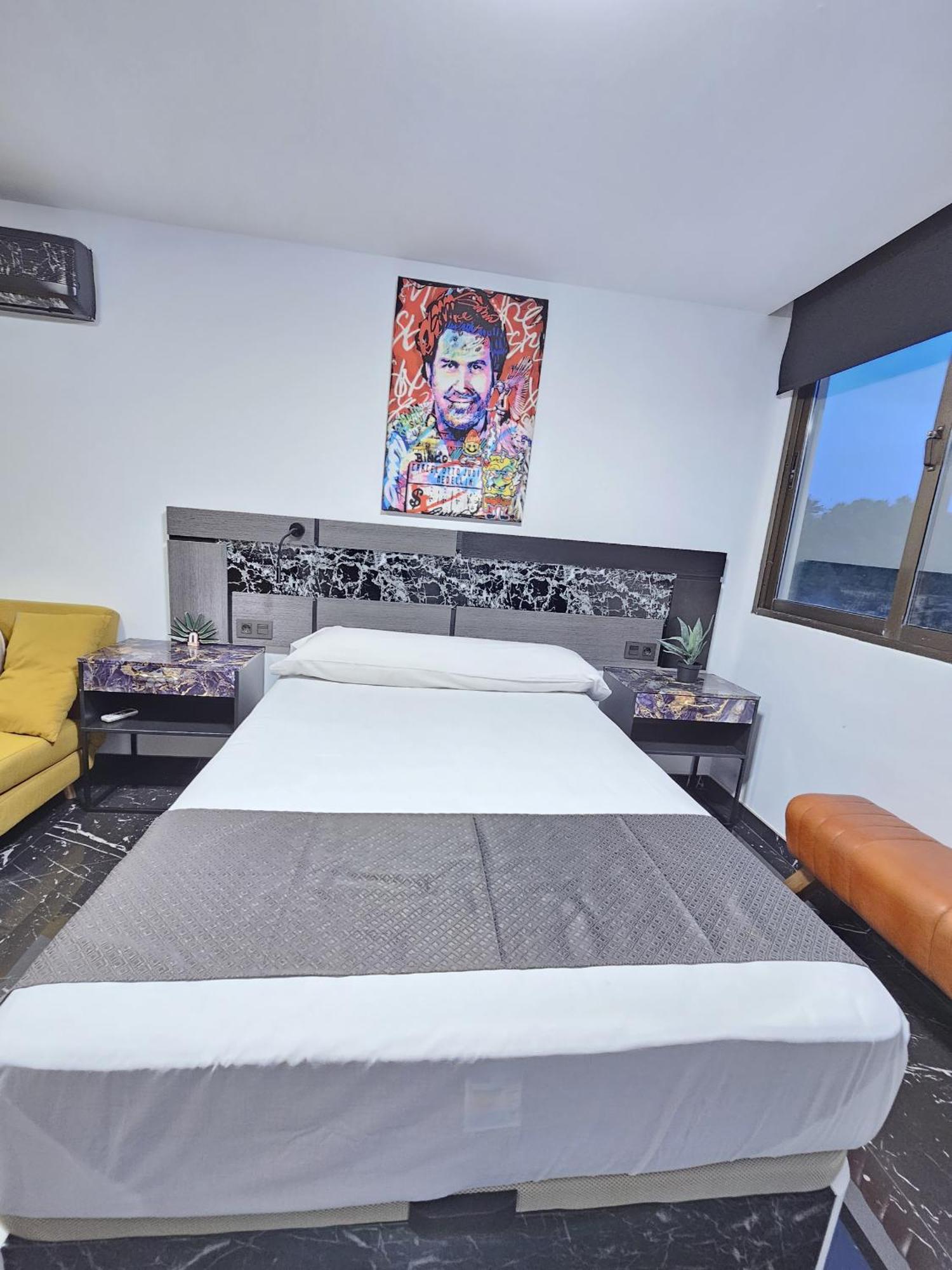 Apartamentos Benidorm Black Екстер'єр фото