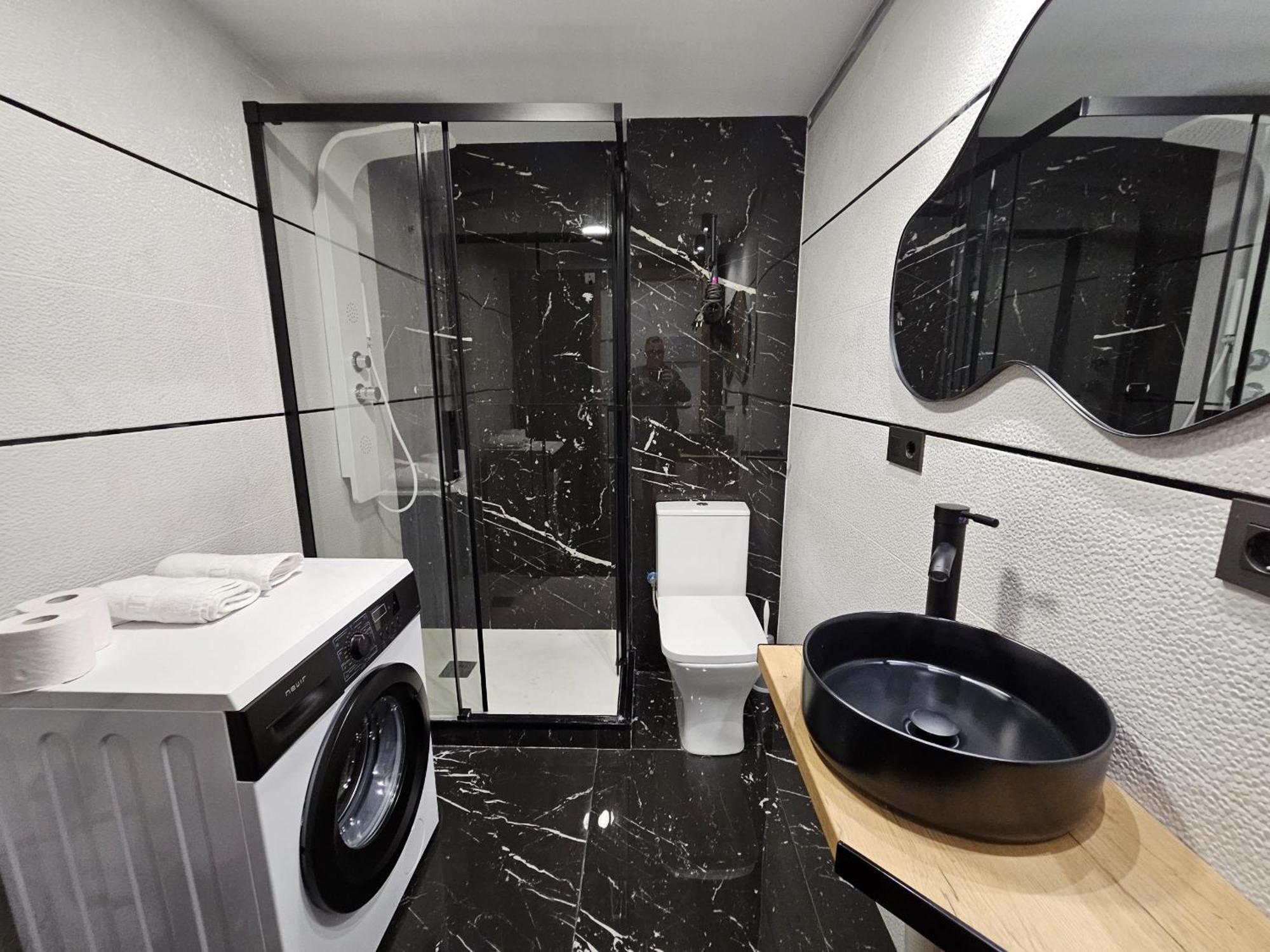 Apartamentos Benidorm Black Екстер'єр фото